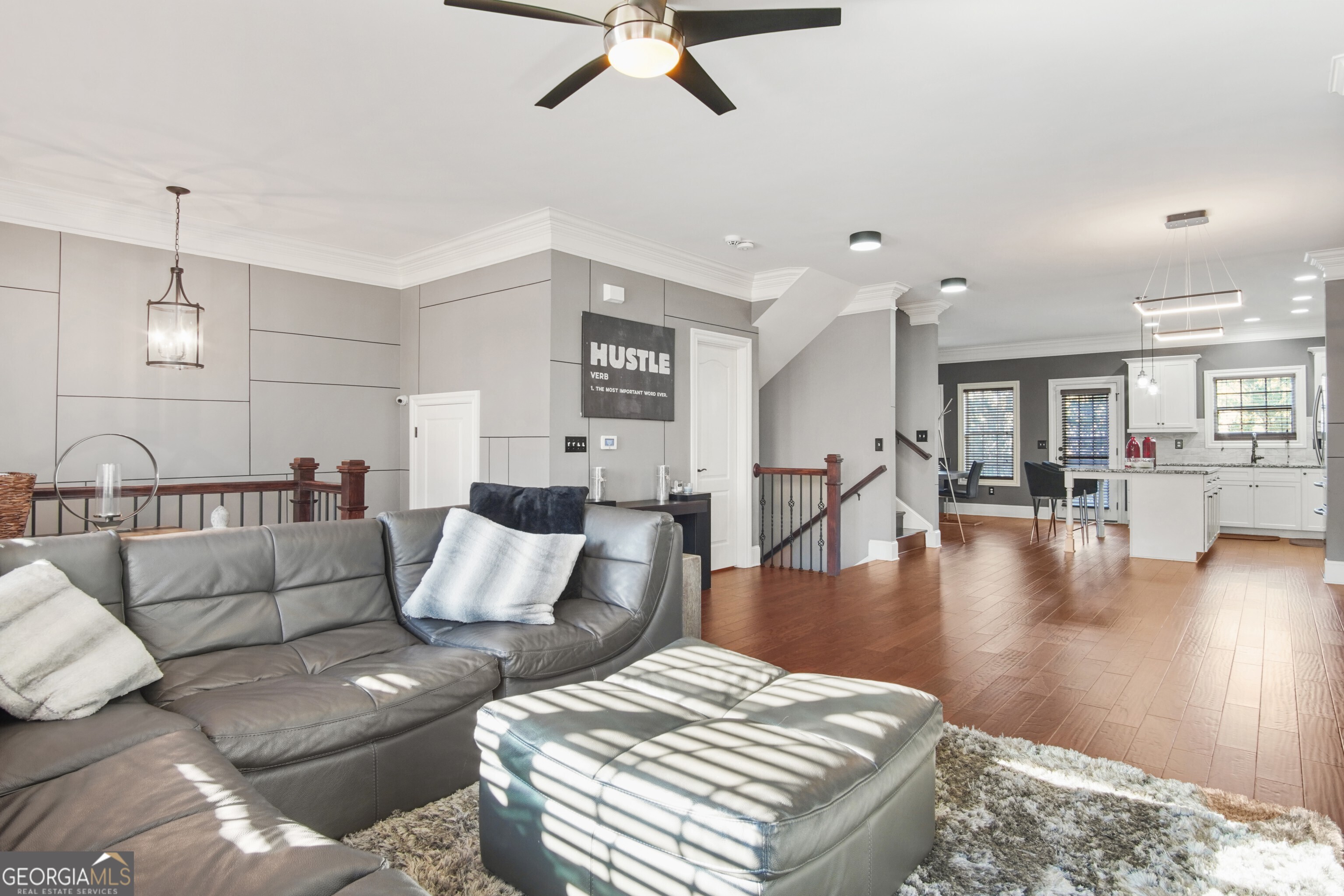 The Oaks At Powers Ferry - Residential