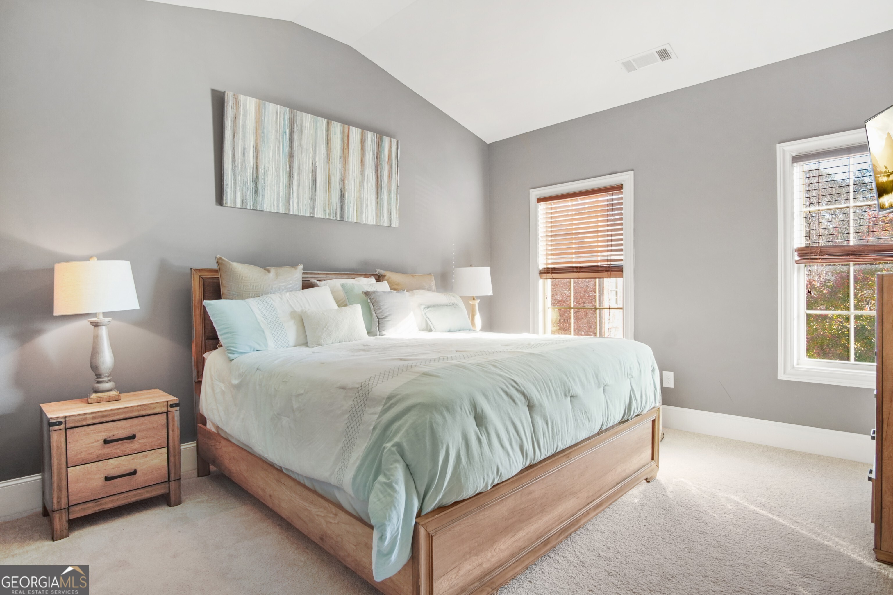 The Oaks At Powers Ferry - Residential