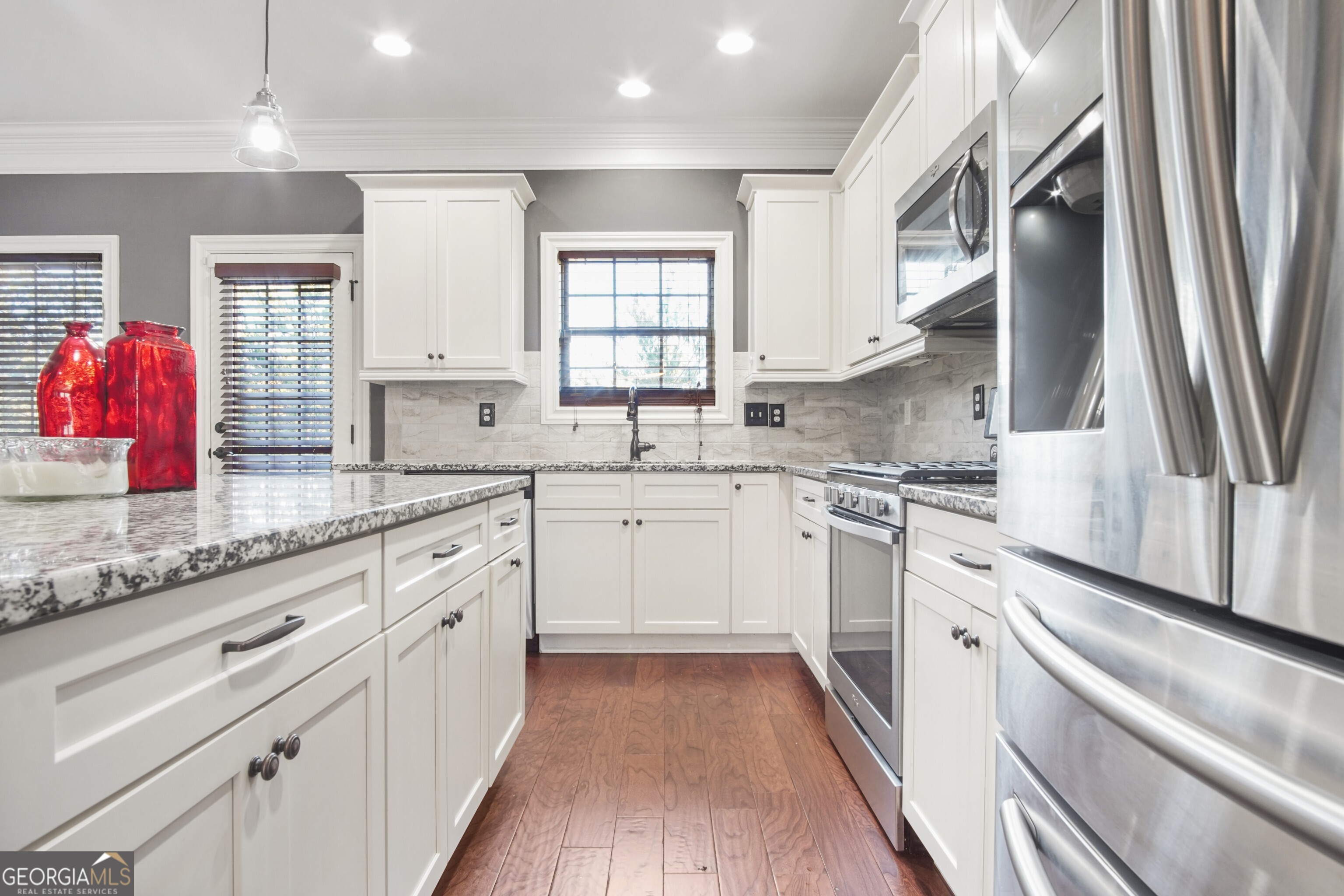 The Oaks At Powers Ferry - Residential