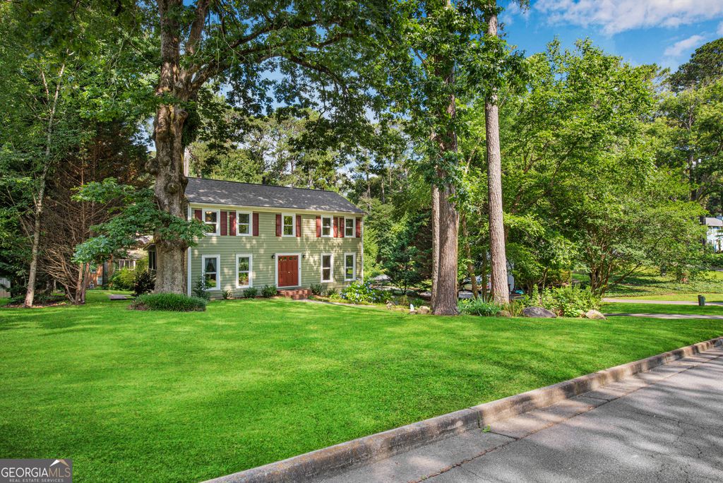 Photo of 2856 Clearbrook Drive, Marietta, GA 30068 (MLS # 10785336)
