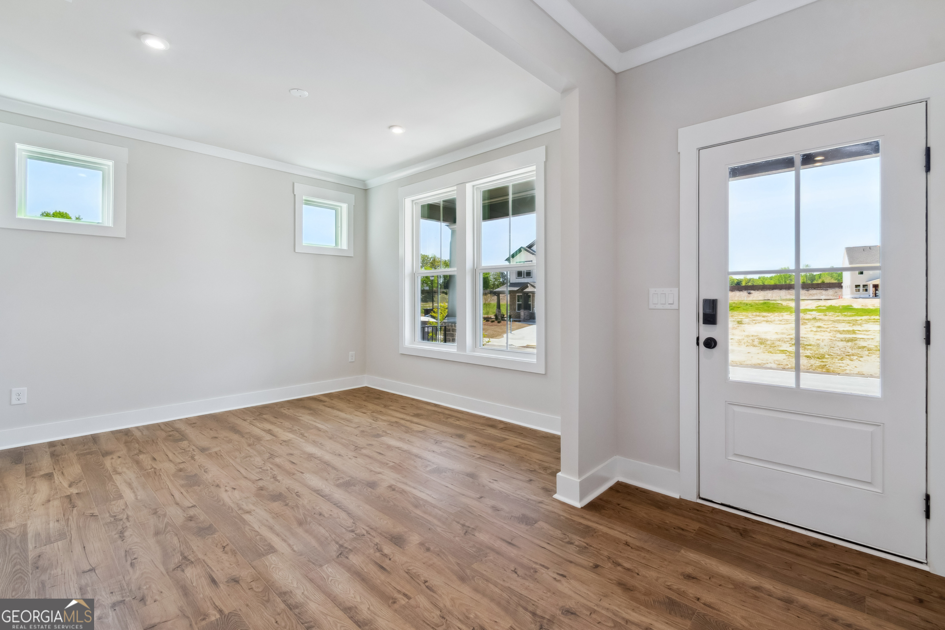 4002 Adler CIR 11