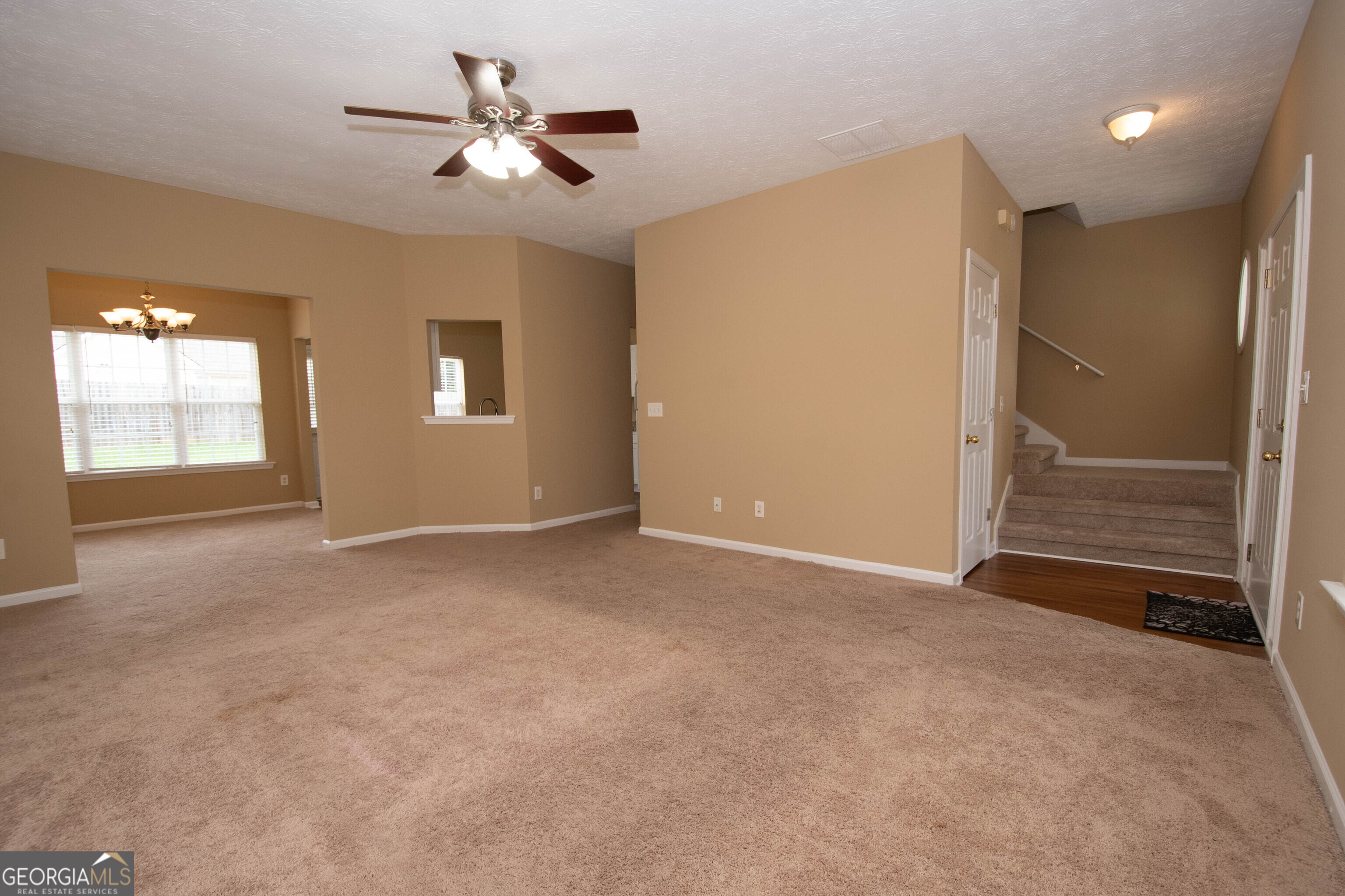 Newnan, Georgia 30265, United States, 4 Bedrooms Bedrooms, ,3 BathroomsBathrooms,Residential,Active,149828