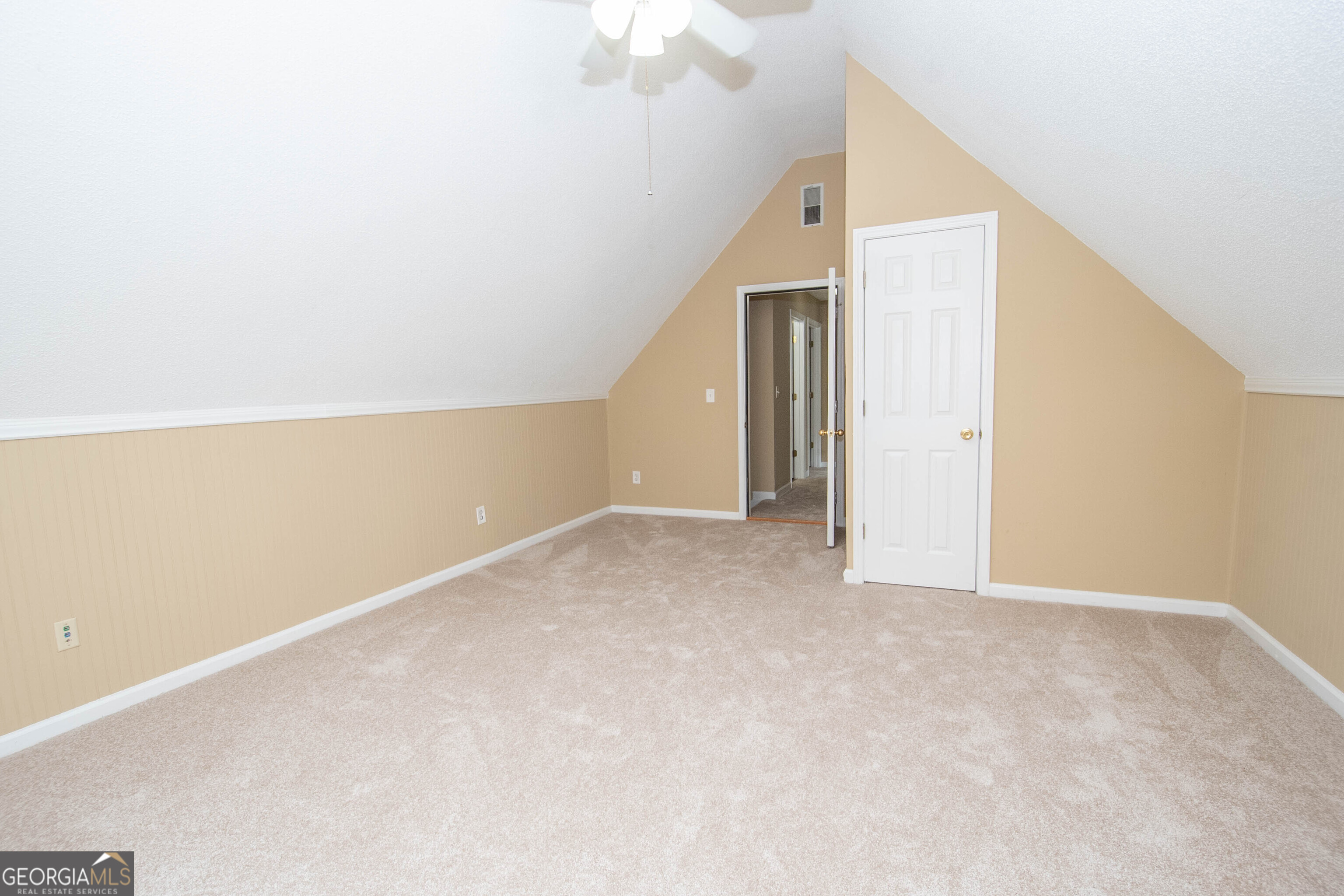 Newnan, Georgia 30265, United States, 4 Bedrooms Bedrooms, ,3 BathroomsBathrooms,Residential,Active,149828