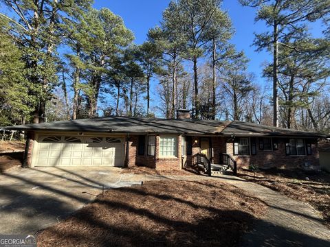Photo of 1267 Arborvista Drive NE, Atlanta, GA 30329 (MLS # 10673019)