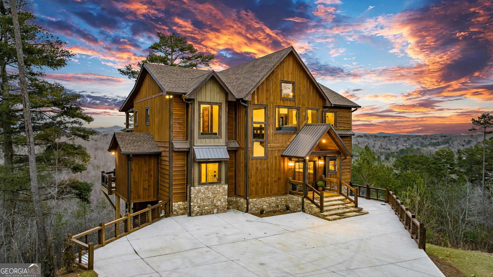 140 Riverview TER