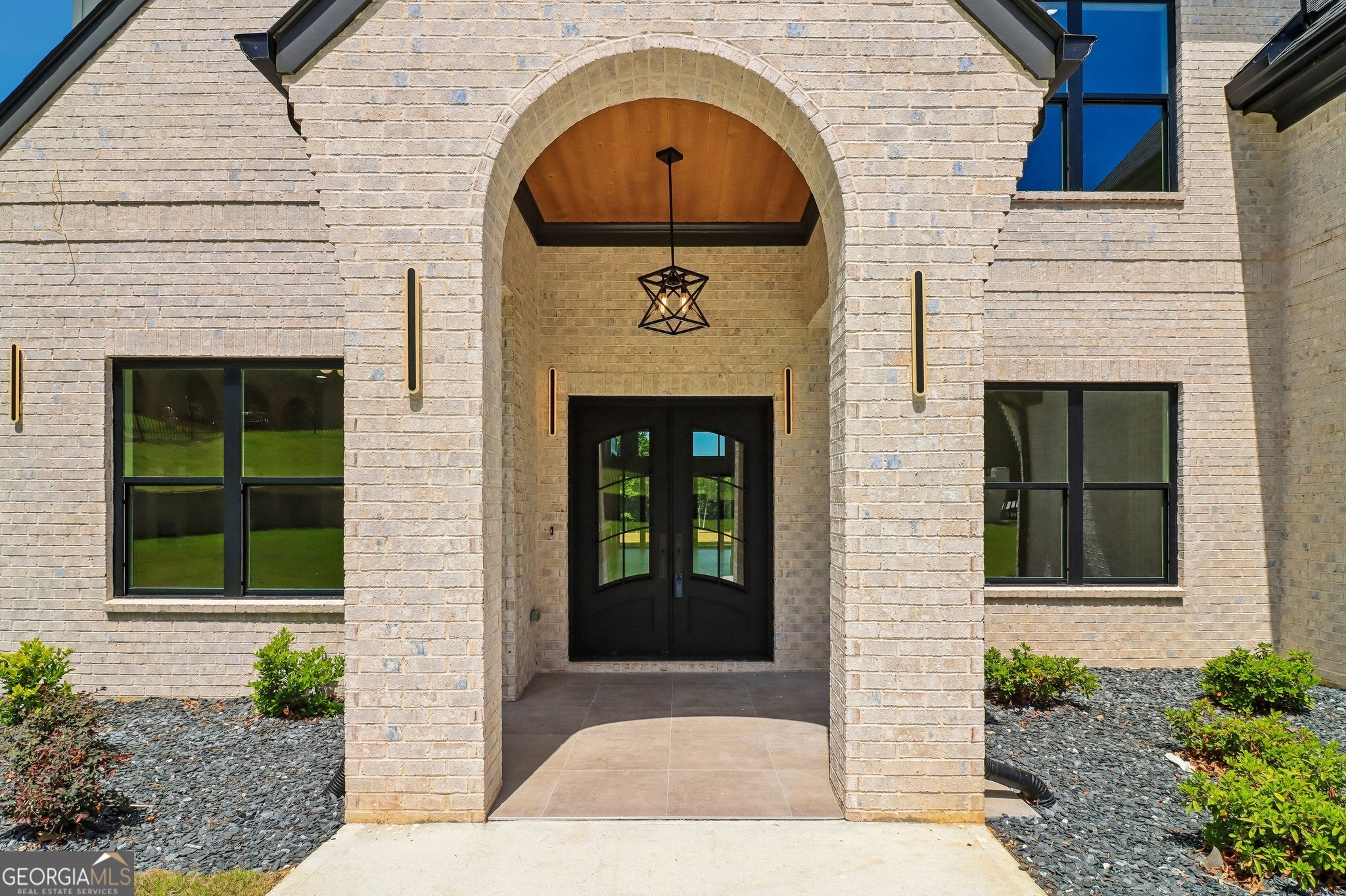 3207 Thompson Mill RD