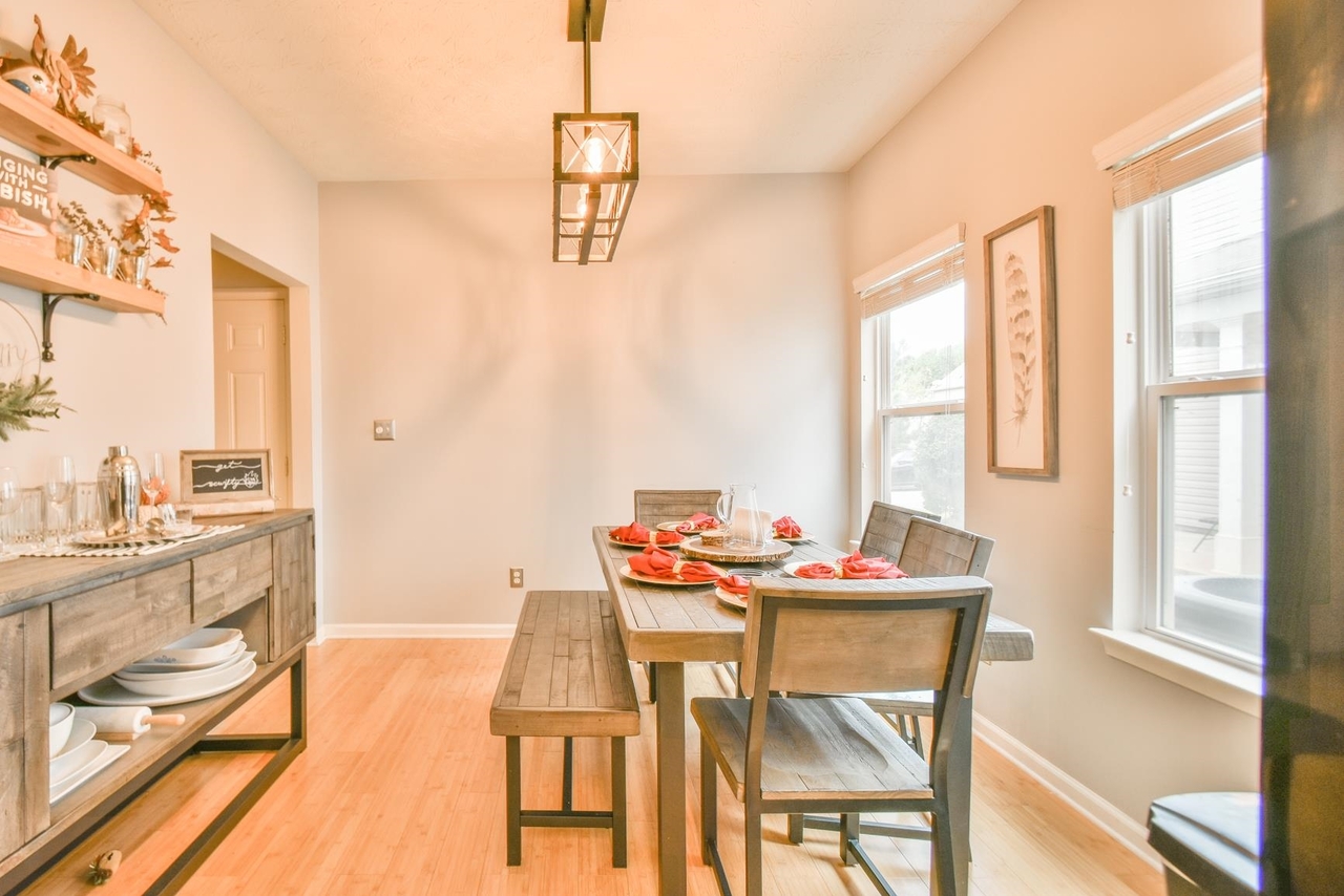 Creekside At Pinecrest - Residential