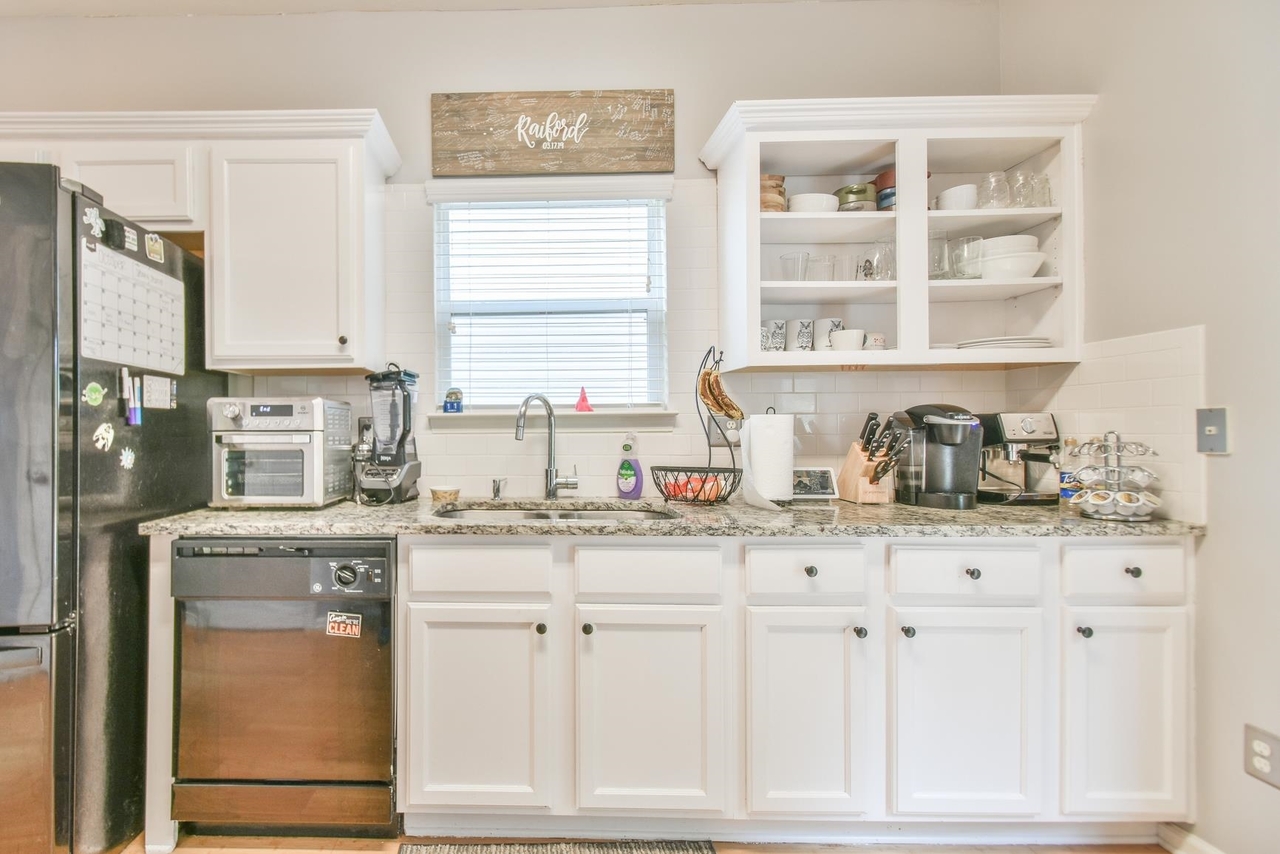 Creekside At Pinecrest - Residential