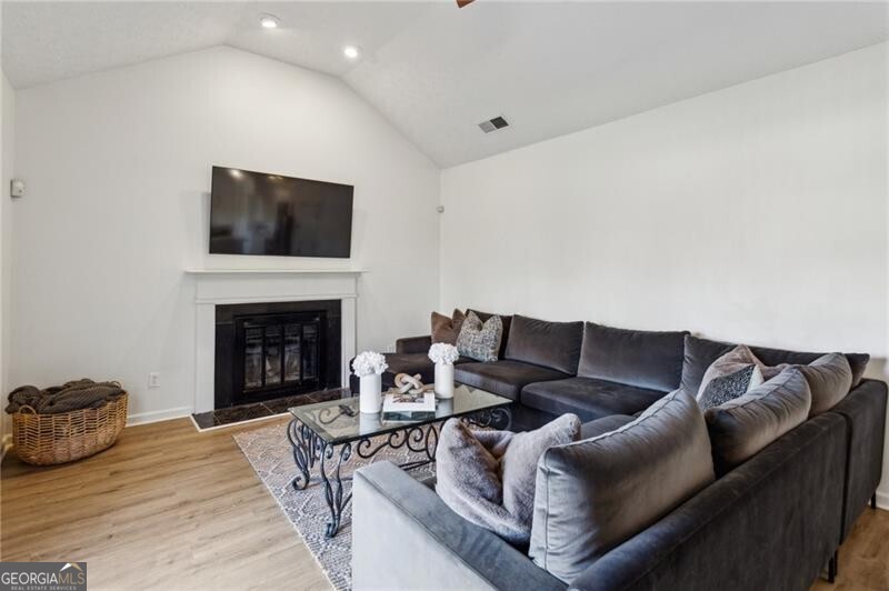 Eagle Point - Residential