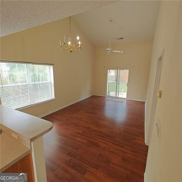 Woodstock, Georgia 30188, United States, 2 Bedrooms Bedrooms, ,2 BathroomsBathrooms,Residential,Active,25211