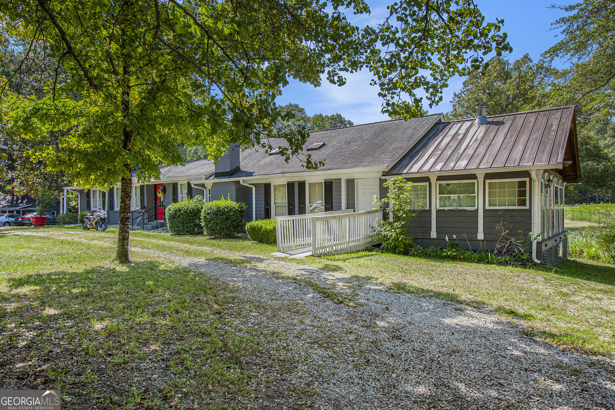 3948 Flint Hill RD
