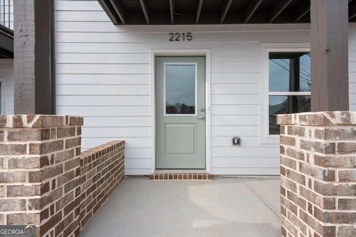 2215 Nena WAY 20