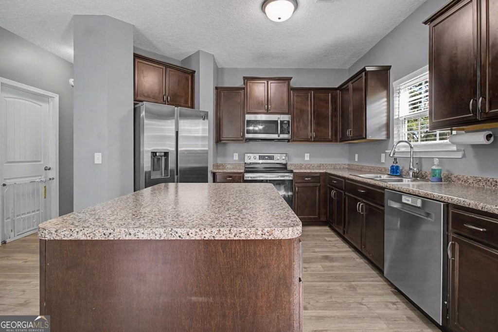 Photo of 96 Griffin Road, Allenhurst, GA 31301 (MLS # 10818343)
