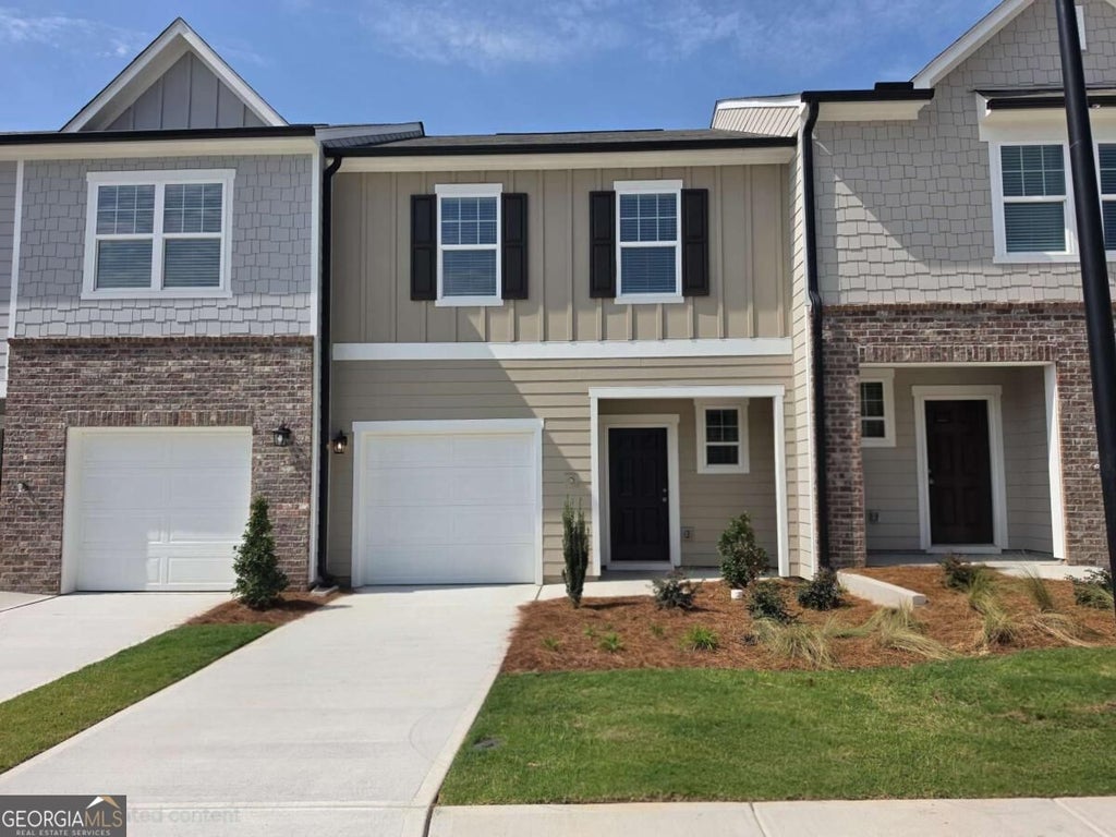 Photo of 1143 Lucienne Boulevard, Auburn, GA 30011 (MLS # 10849641)