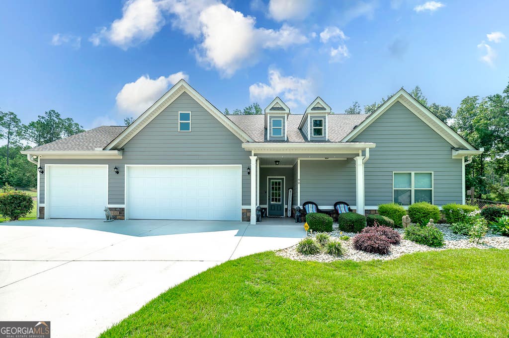 Photo of 90 Wagon Trail, Mansfield, GA 30055 (MLS # 10817349)