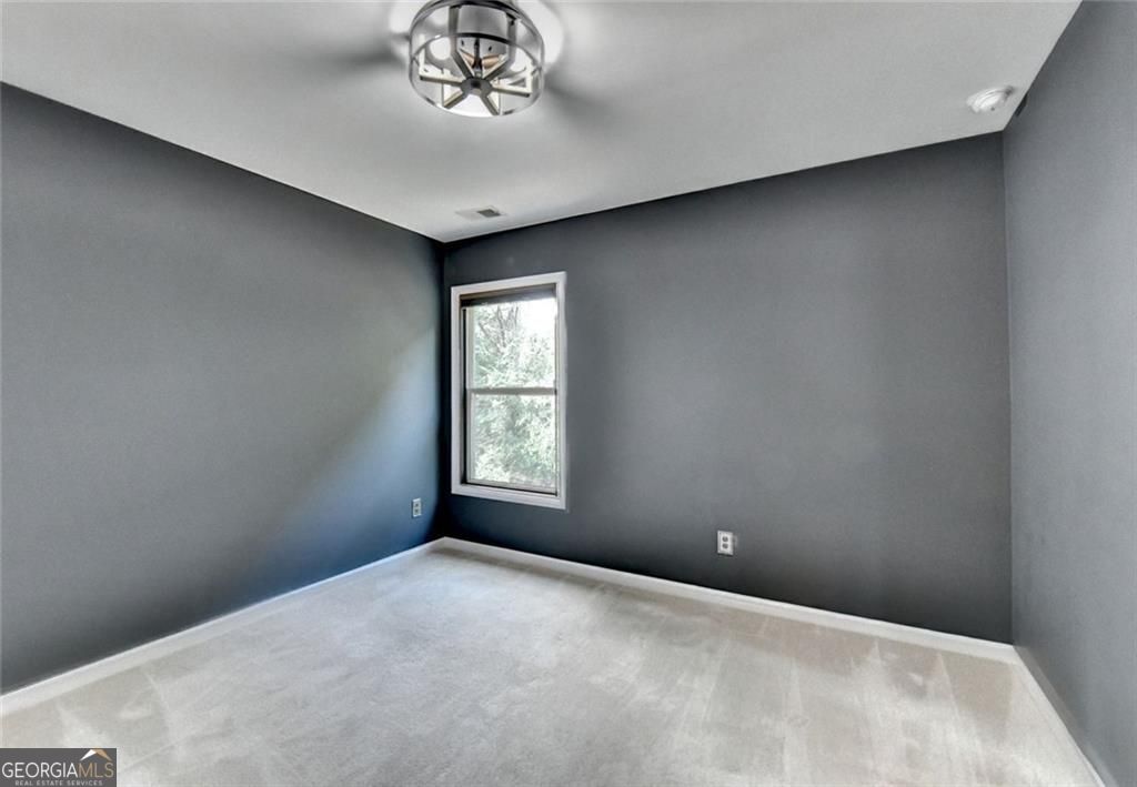 HANOVER POINTE - Residential