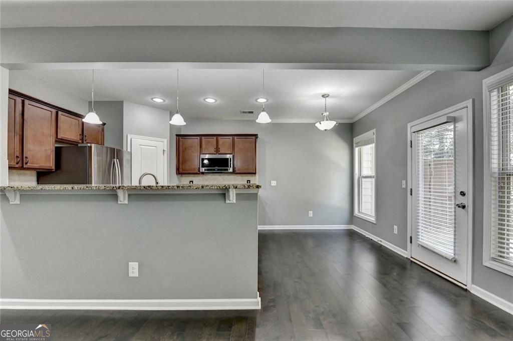 HANOVER POINTE - Residential