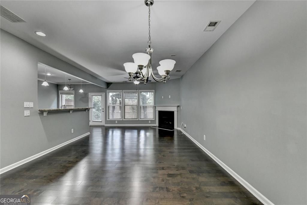 1570 Winshire CV