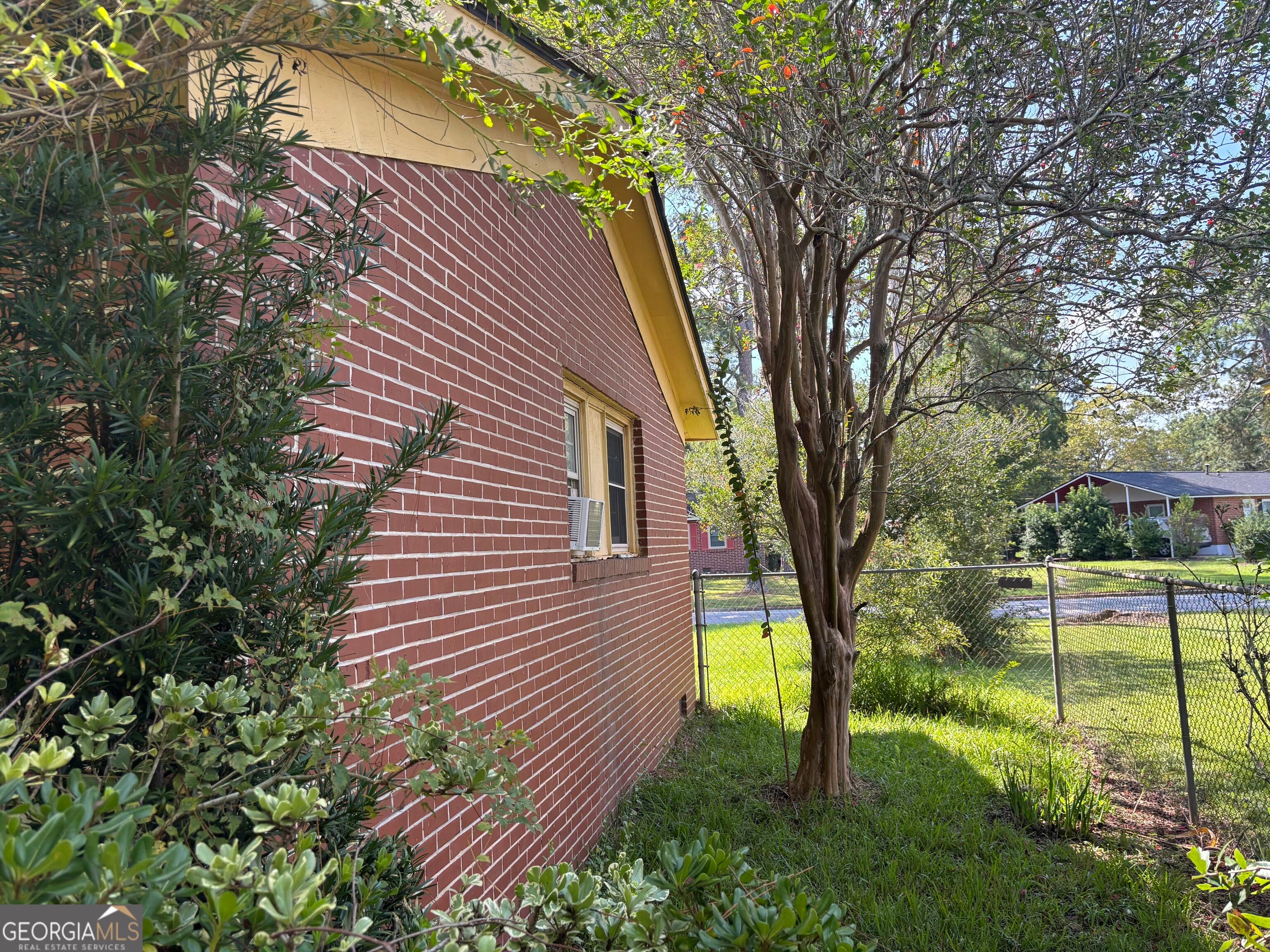 321 Southwood DR