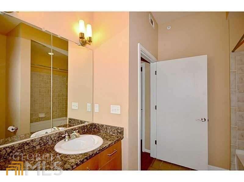 THE LOFTS AT 5300 - Residential Lease