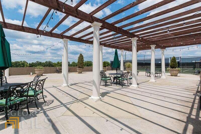 THE LOFTS AT 5300 - Residential Lease