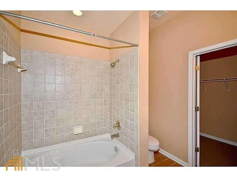 THE LOFTS AT 5300 - Residential Lease