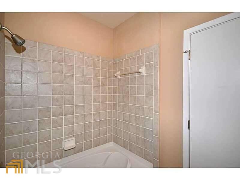THE LOFTS AT 5300 - Residential Lease
