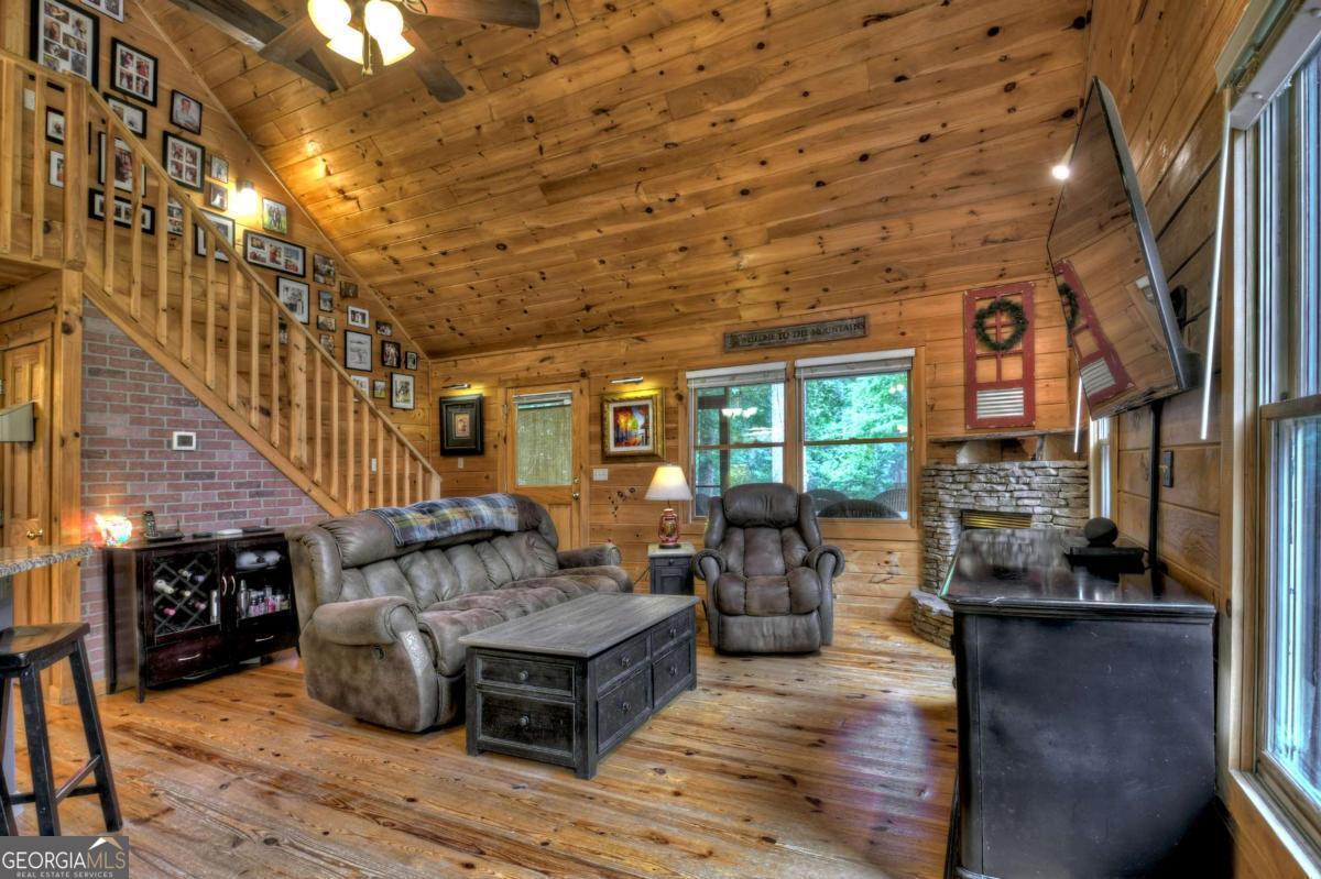 241 Dunn Mill Creek RD