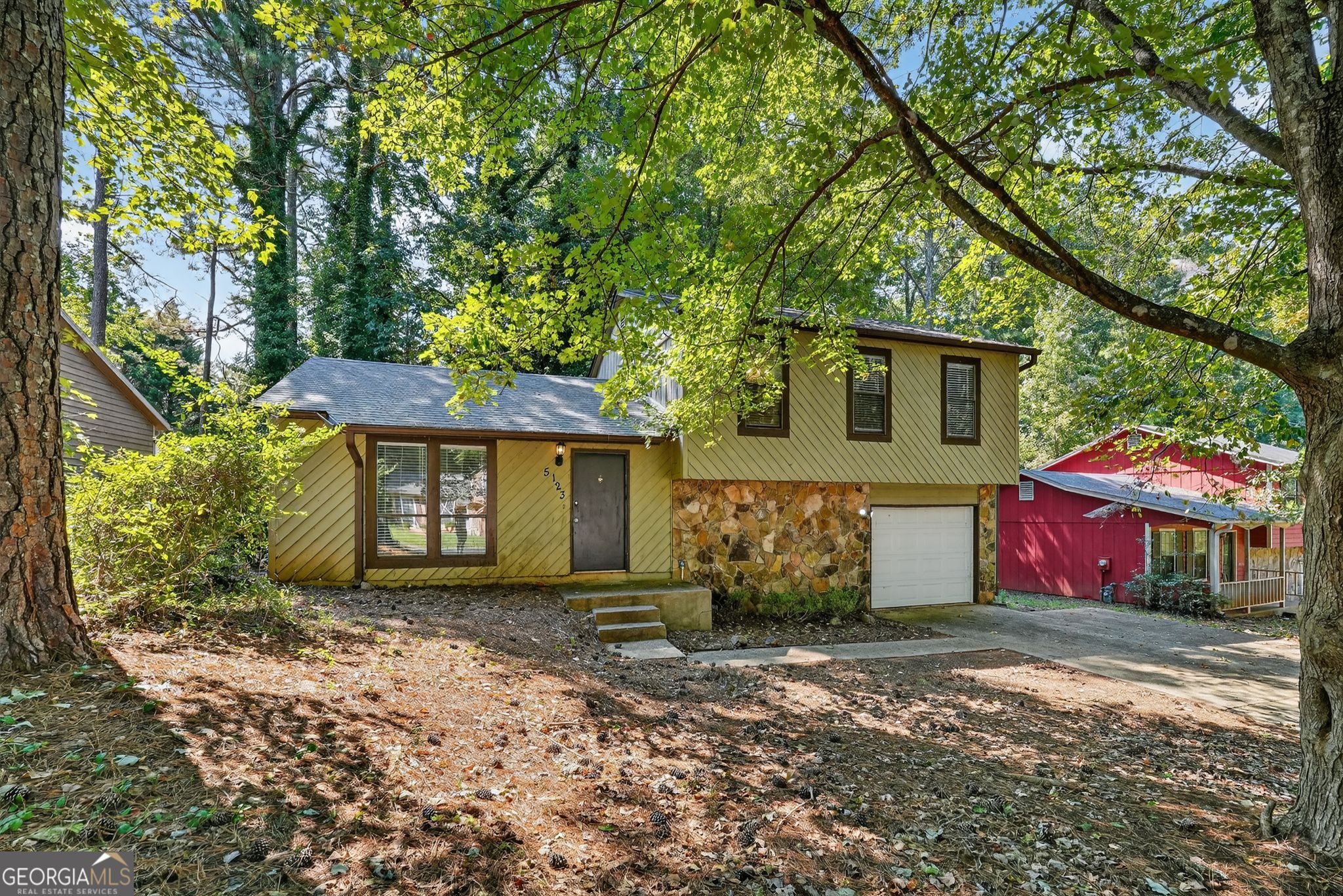 5123 S Woodbridge TRL