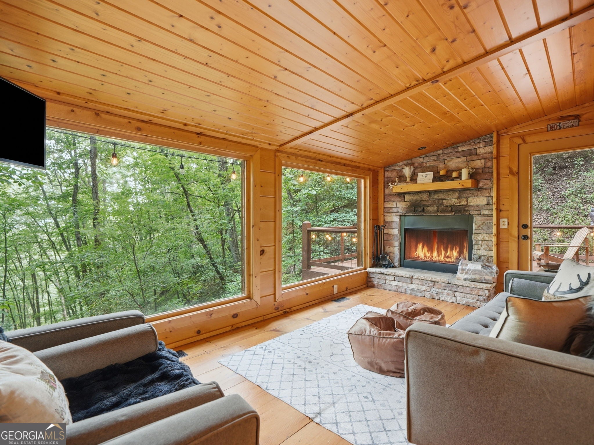 329 Laurel Ridge DR