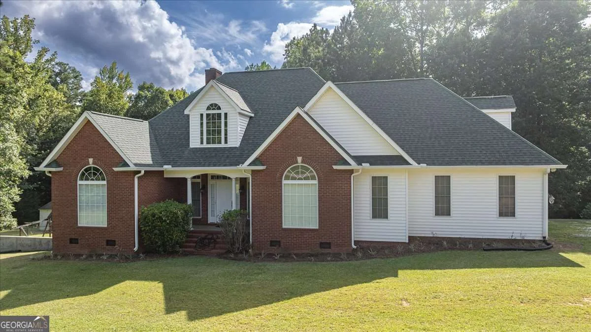 1628 Valley View Drive