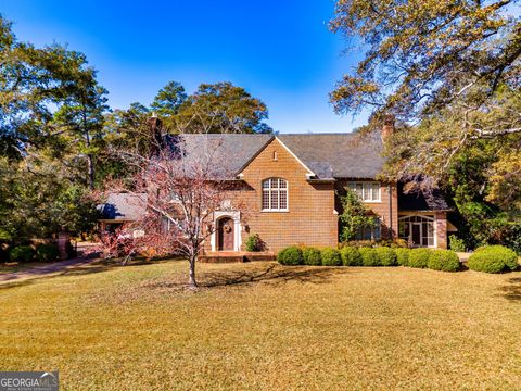 A home in Thomaston