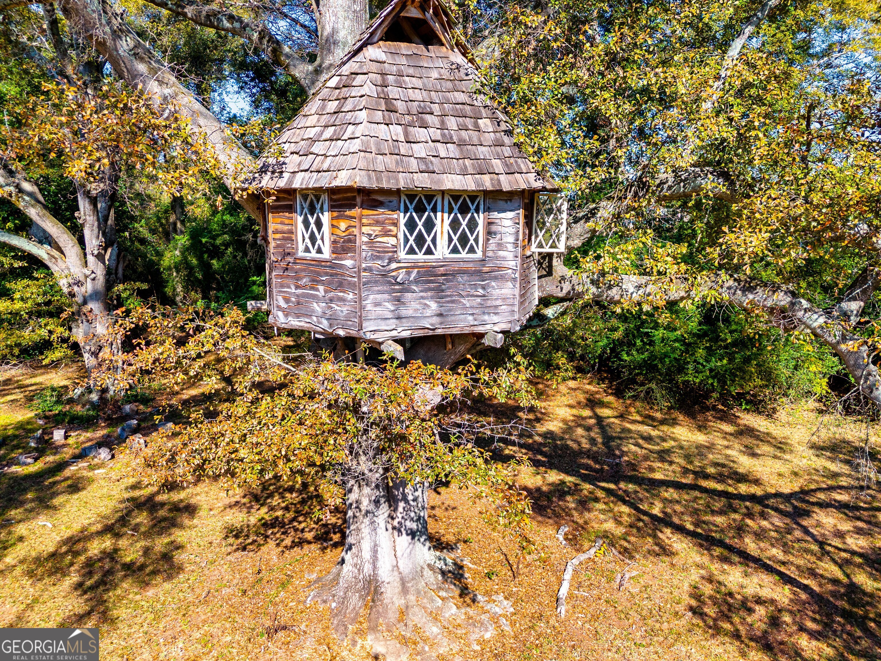 300 Poplar DR