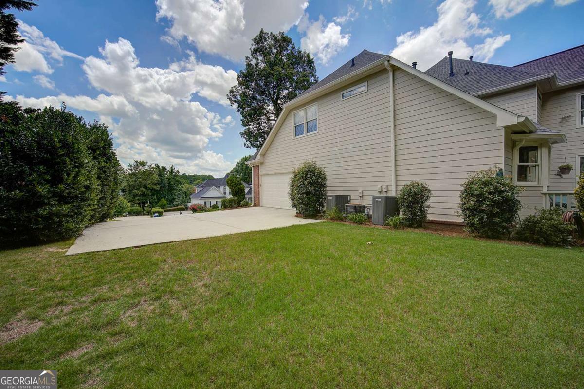 1671 MULBERRY LAKE DR