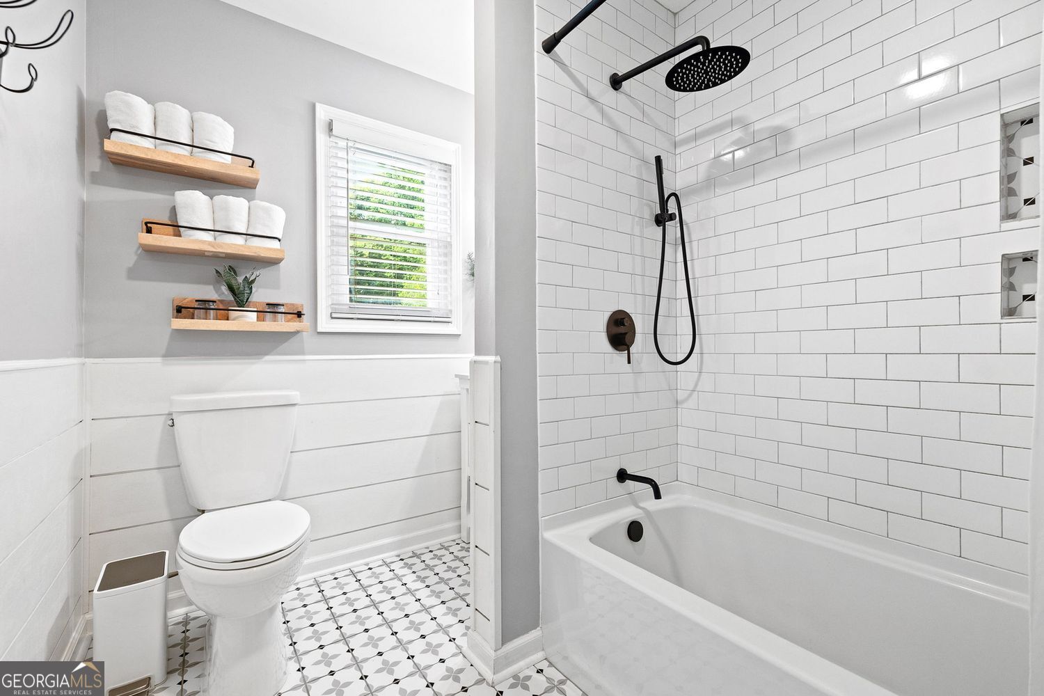 Flowery Branch, Georgia 30542, United States, 3 Bedrooms Bedrooms, ,2 BathroomsBathrooms,Residential,Active,178383