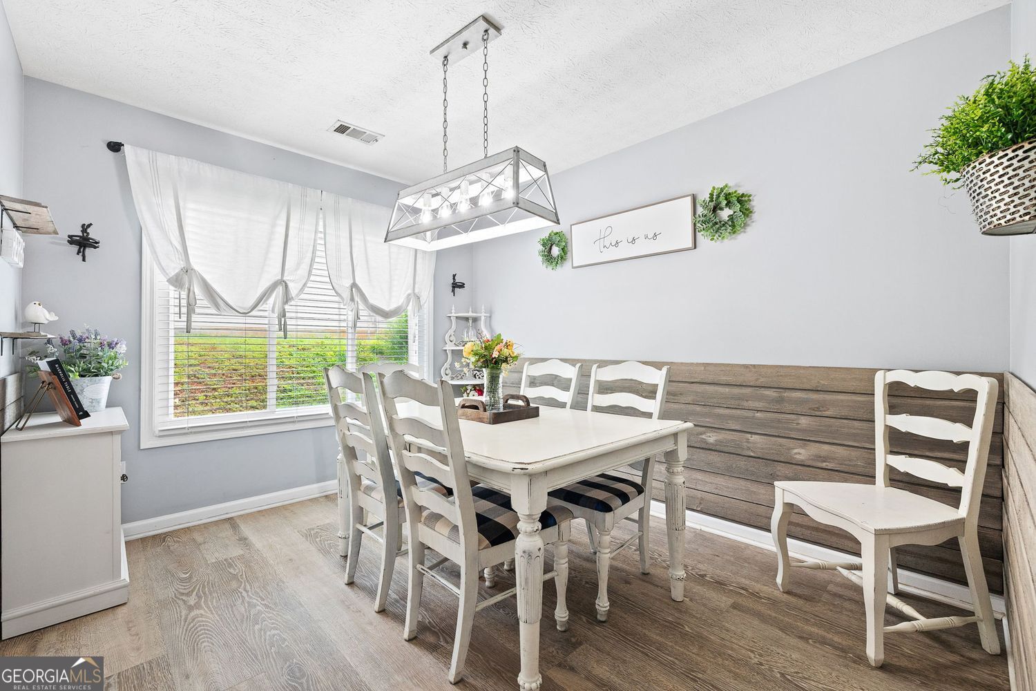 Flowery Branch, Georgia 30542, United States, 3 Bedrooms Bedrooms, ,2 BathroomsBathrooms,Residential,Active,178383