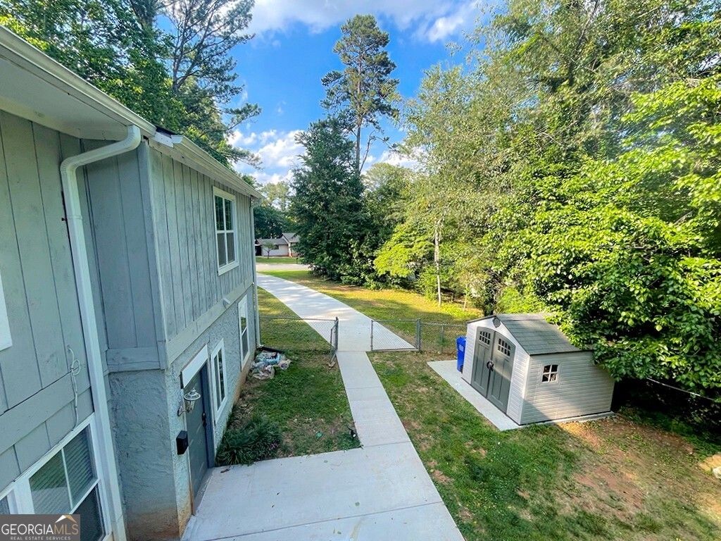 Photo of 2637 Twin Oaks Drive SW #B, Marietta, GA 30064 (MLS # 10678496)