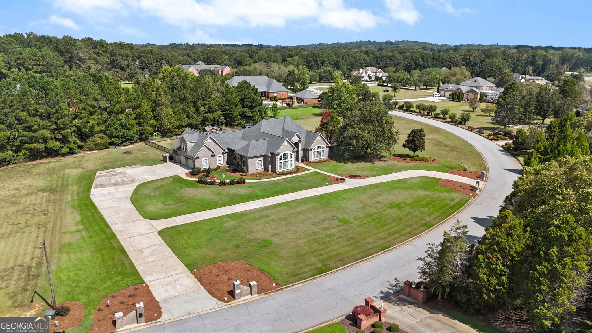 102 Country Court