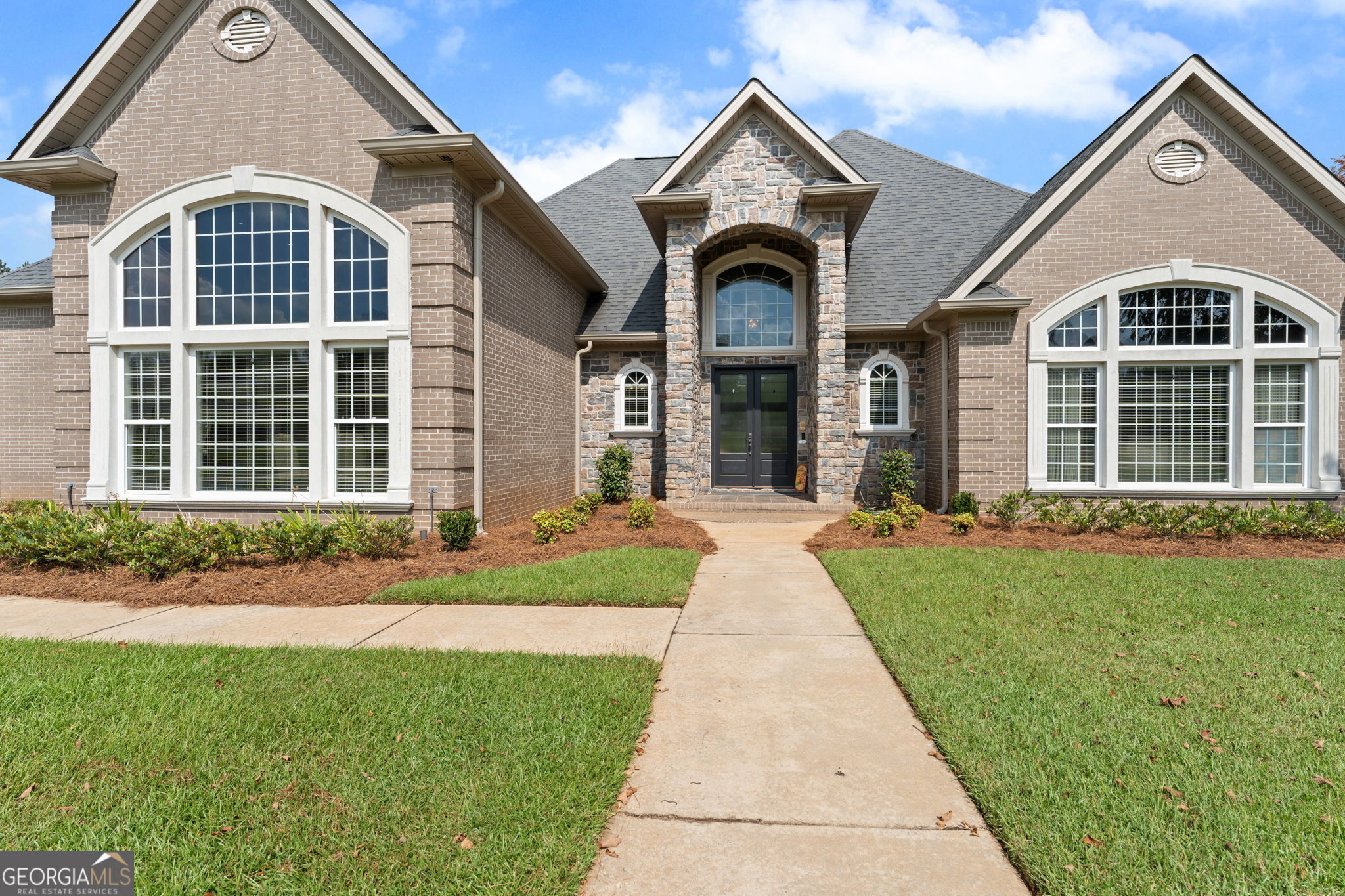 102 Country Court