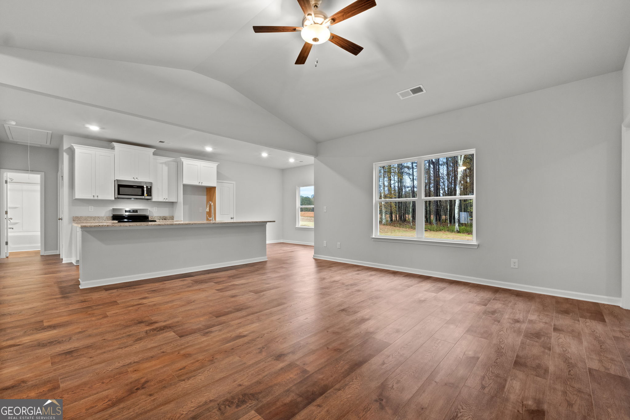 142 Colley ST