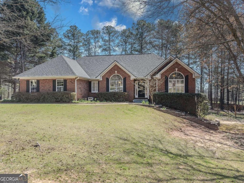 Photo of 2199 Cedar Lake Court, Loganville, GA 30052 (MLS # 10715942)