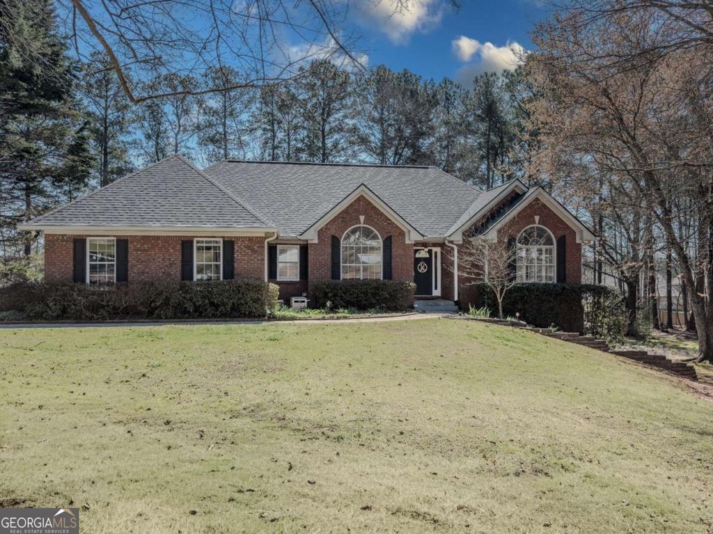 Photo of 2199 Cedar Lake Court, Loganville, GA 30052 (MLS # 10715942)