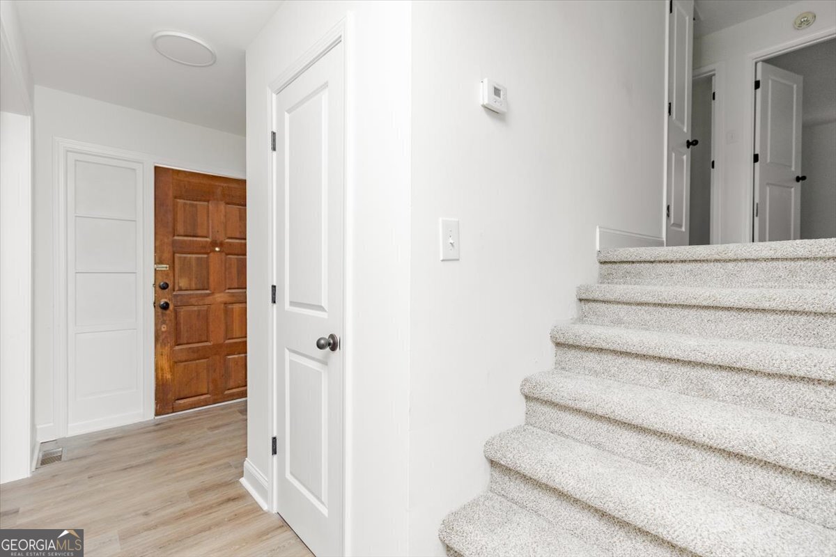 216 Randall DR
