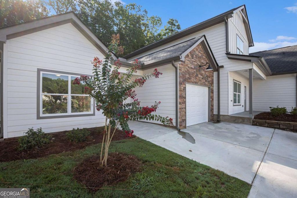 Photo of 138 Crest Pointe, Bremen, GA 30110 (MLS # 10674750)