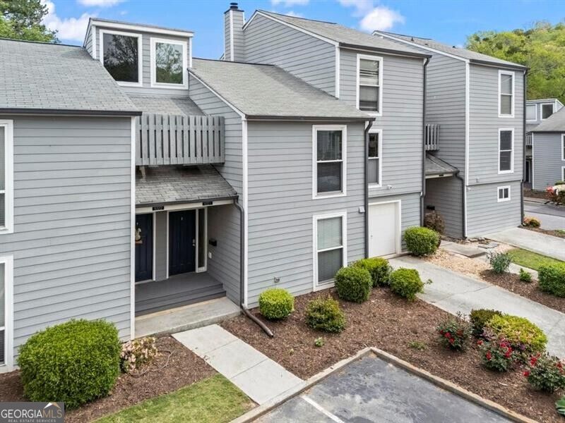 Photo of 1021 Riverbend Club Drive SE, Atlanta, GA 30339 (MLS # 10854835)