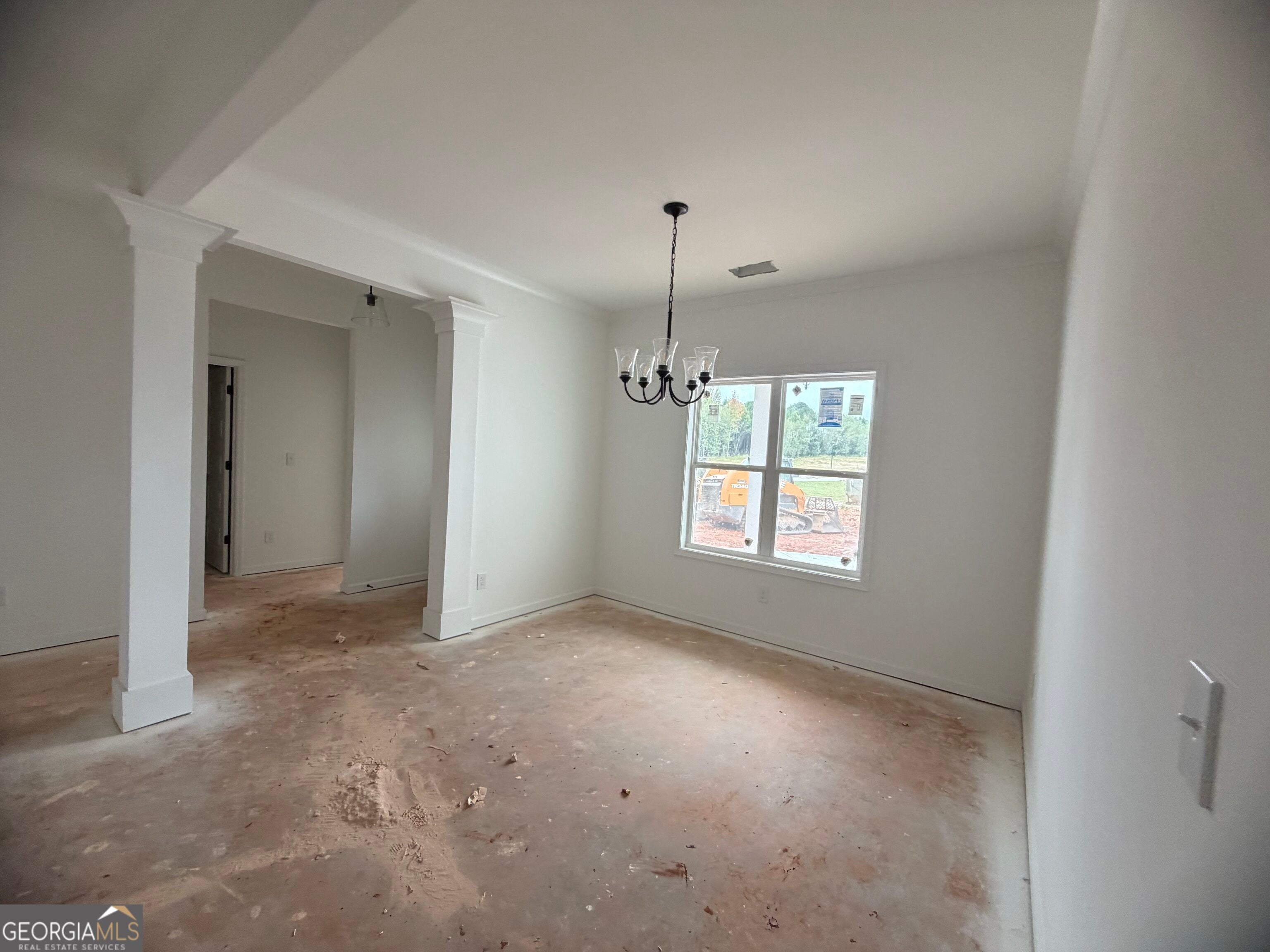 1322 Sycamore CIR
