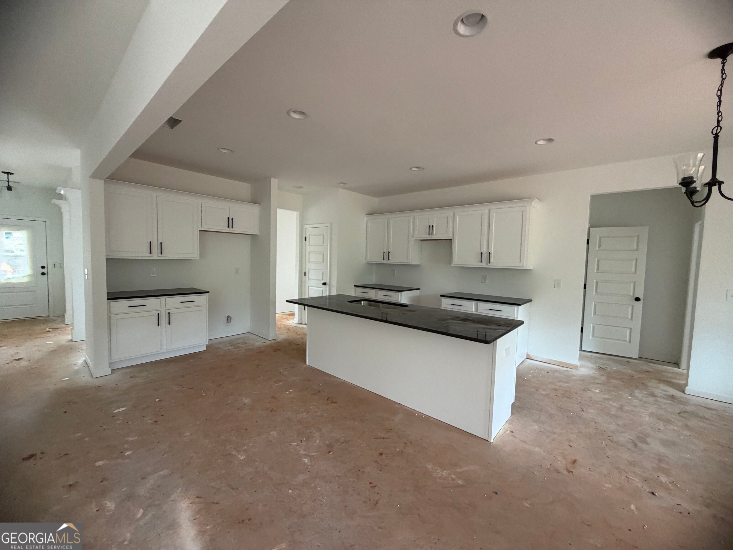1322 Sycamore CIR