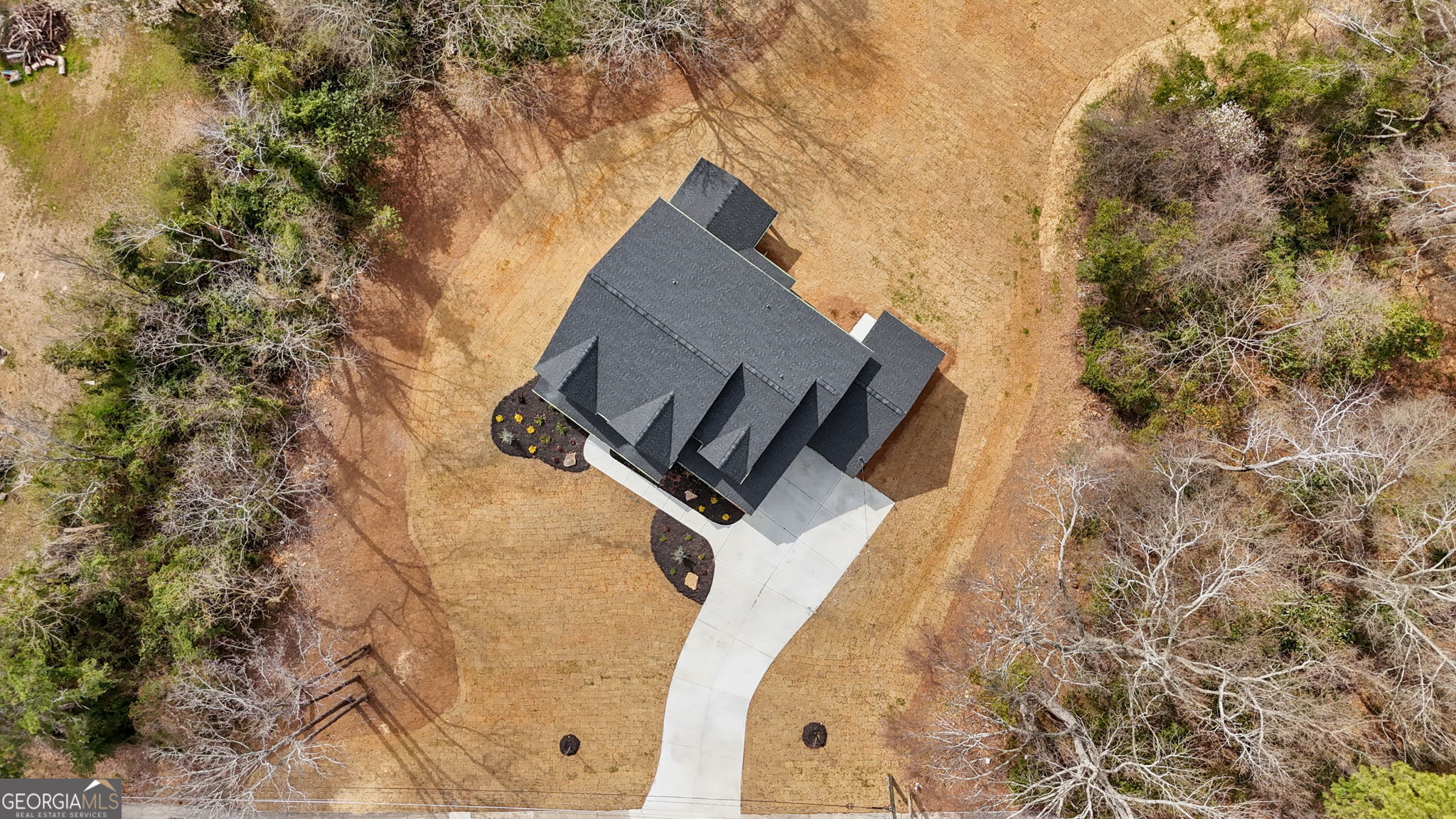 1629 Phillips RD