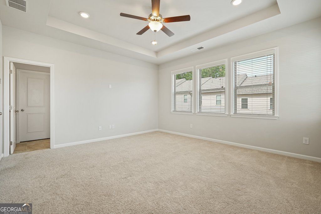 Doraville, Georgia 30360, United States, 4 Bedrooms Bedrooms, ,4 BathroomsBathrooms,Residential,Active,181883