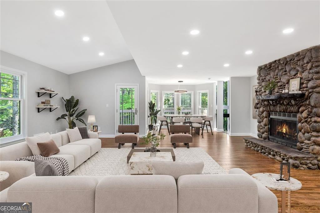 100 Little Ridge RD